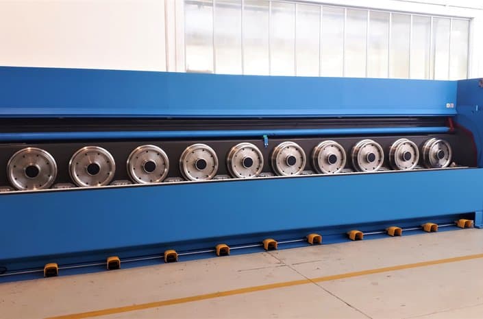 Rod breakdown line platform